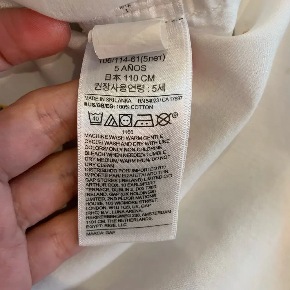 GAP White Long Sleeve Button Down Oxford Dress Shirt with sports players